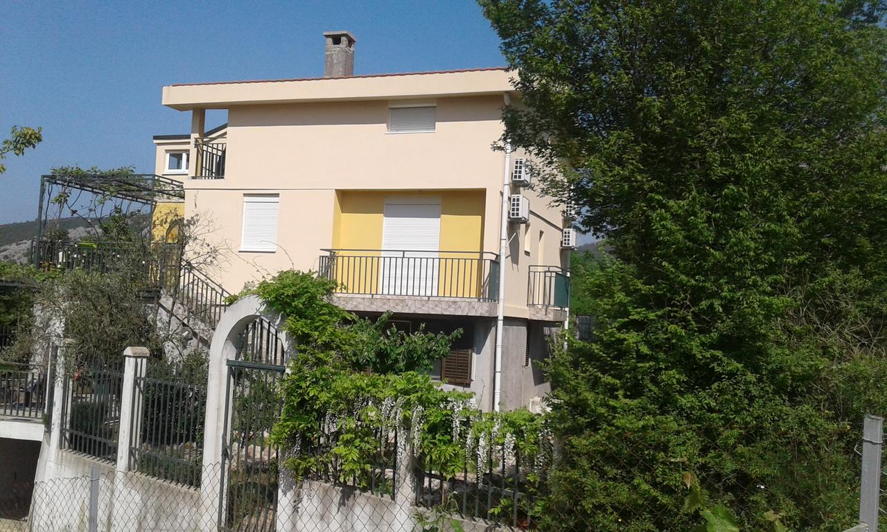 Danijela Apartmani Чань Экстерьер фото