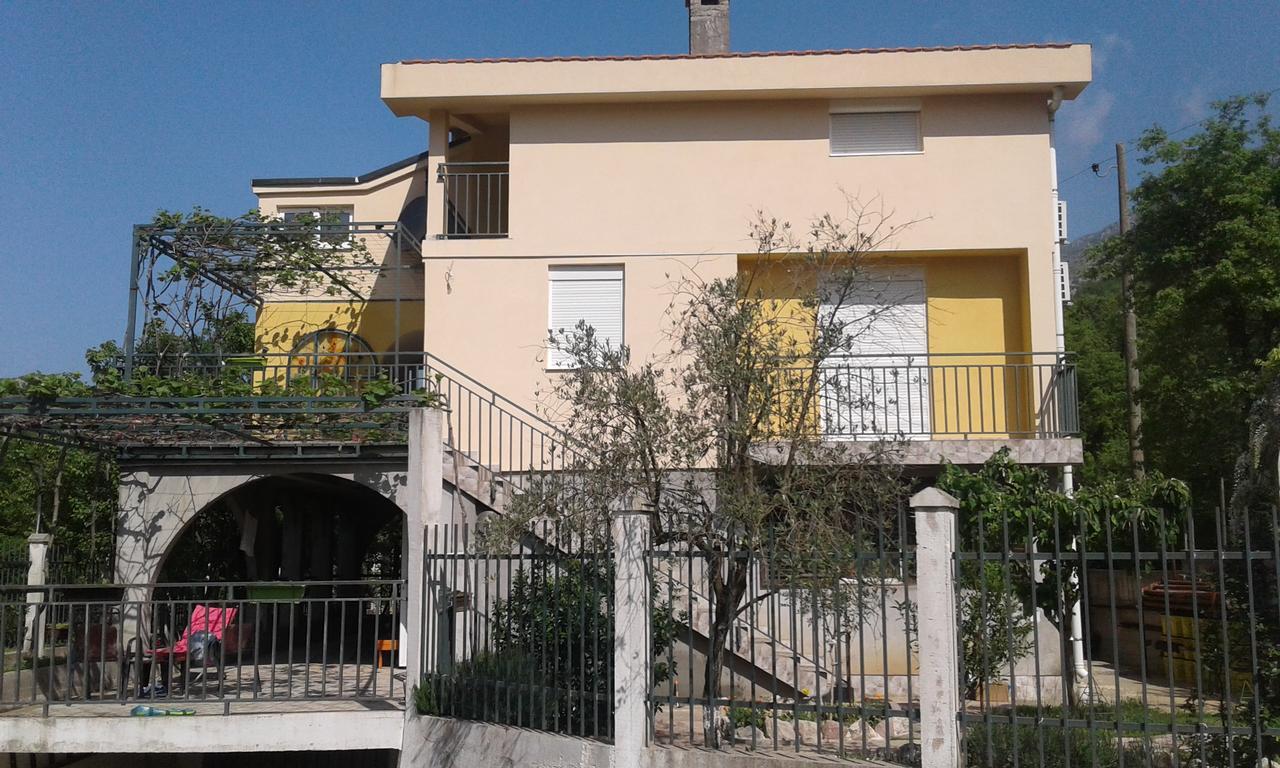 Danijela Apartmani Чань Экстерьер фото