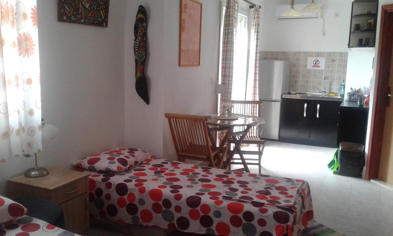 Danijela Apartmani Чань Экстерьер фото